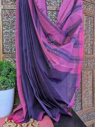 Pure fine cotton sarees woven in Peteru