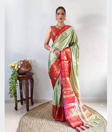 JULEE Banarasi Silk Embellished Saree With Unstitched Blouse Piece ( Lime Green )