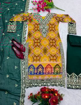 Designer Party Wear Look Top-Sarara With Beautiful Dupatta Designer Party Wear Look Top-Sarara With Beautiful Dupatta