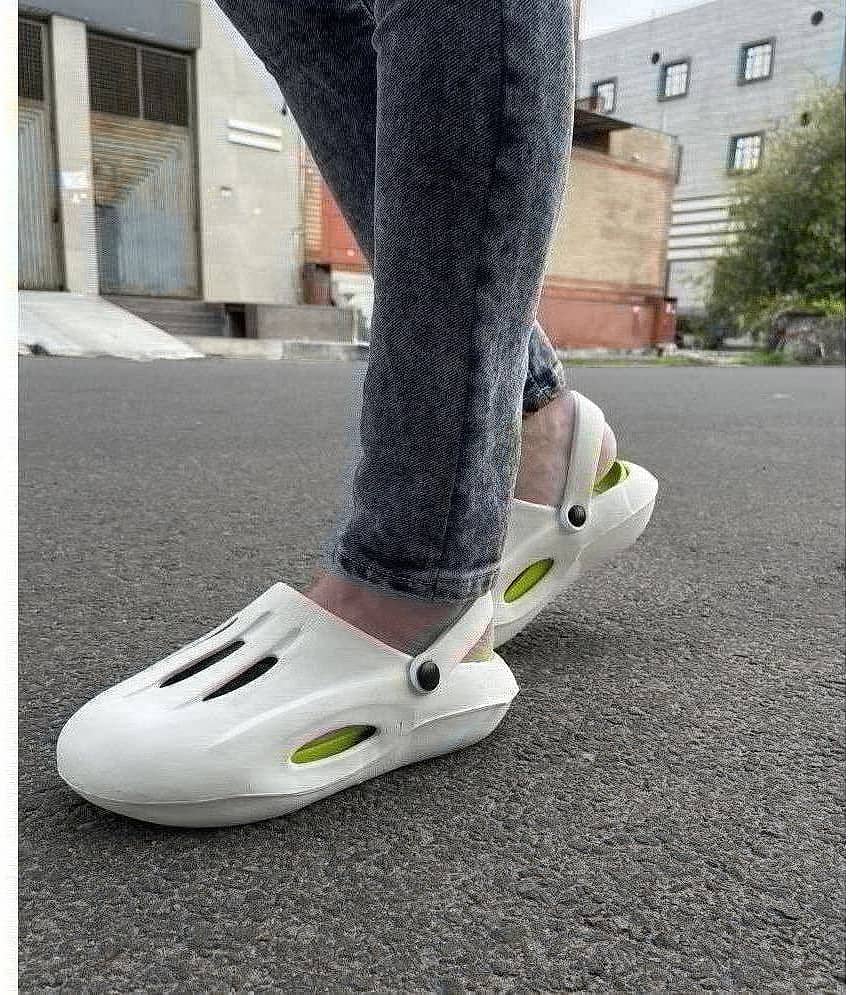 Fabbmate - Orange Men's Clogs