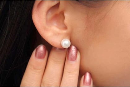 Latest Fashion Pearl Silver Plated Earrings White Pearl Metal Drops & Danglers