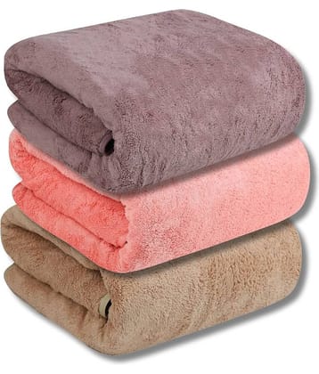 FEZORA Pack of 3 Microfibre 425 -GSM Bath Towel ( Multicolor )