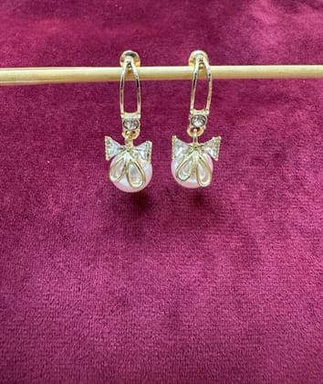 Pearl Essence Earrings