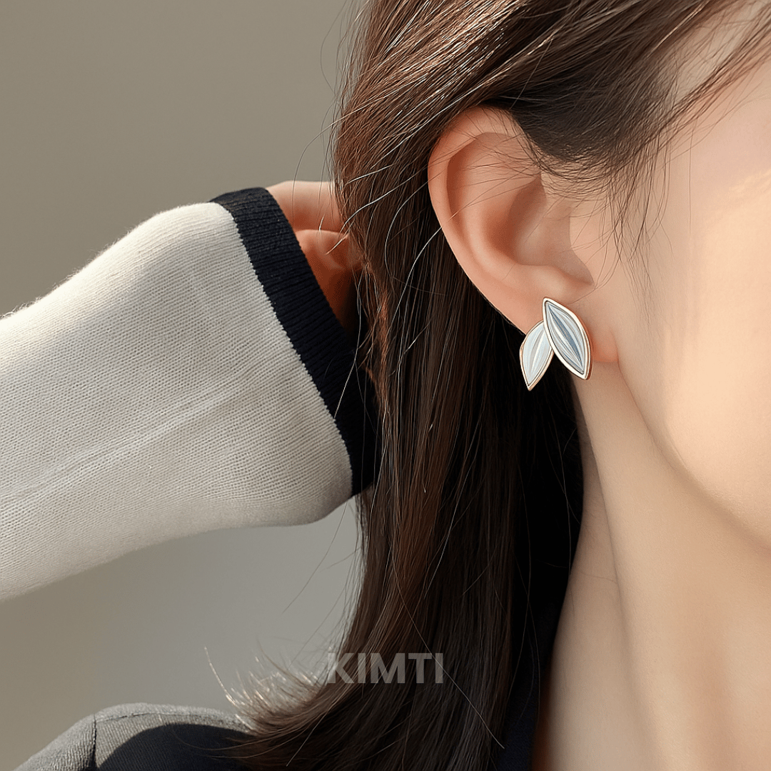 Enchanted Leaf Charms Stud Earring