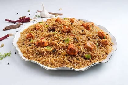 Hyderabadi Paneer King Biryani (Serves 2) Hyderabadi Paneer King Biryani (Serves 2)