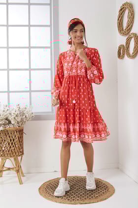 Red placement print tiered dress with yoke-S