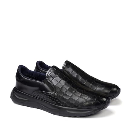 Super Breathable Extra Light Weight Deep Cut Croco Black Laceless Sneaker-40/6