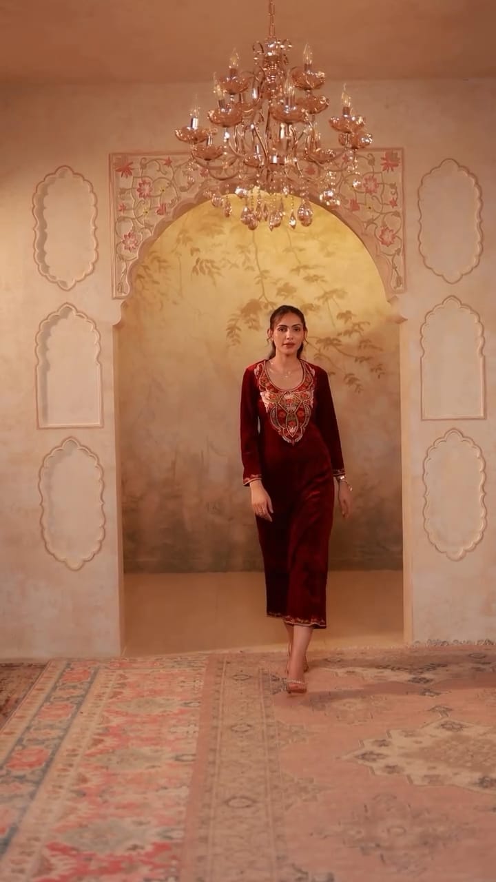 Velvet Embroidered Outfit-S