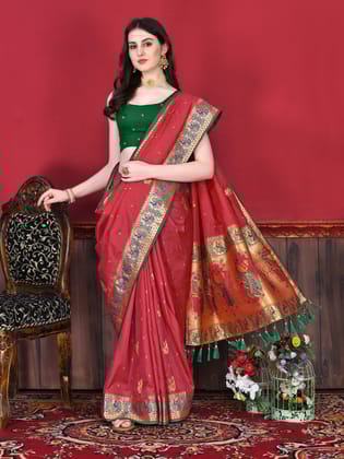 Yavira silk Women's Red Handwoven Silk Blend Saree