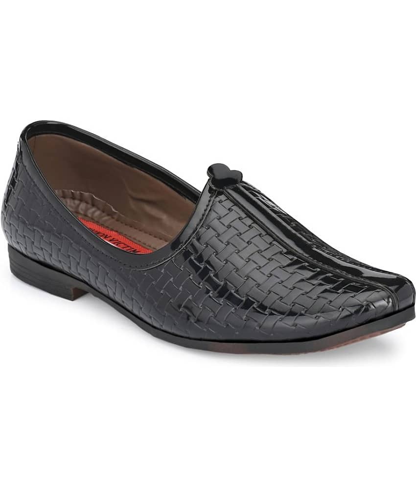 Fashion Victim Black Men's Mojaris
