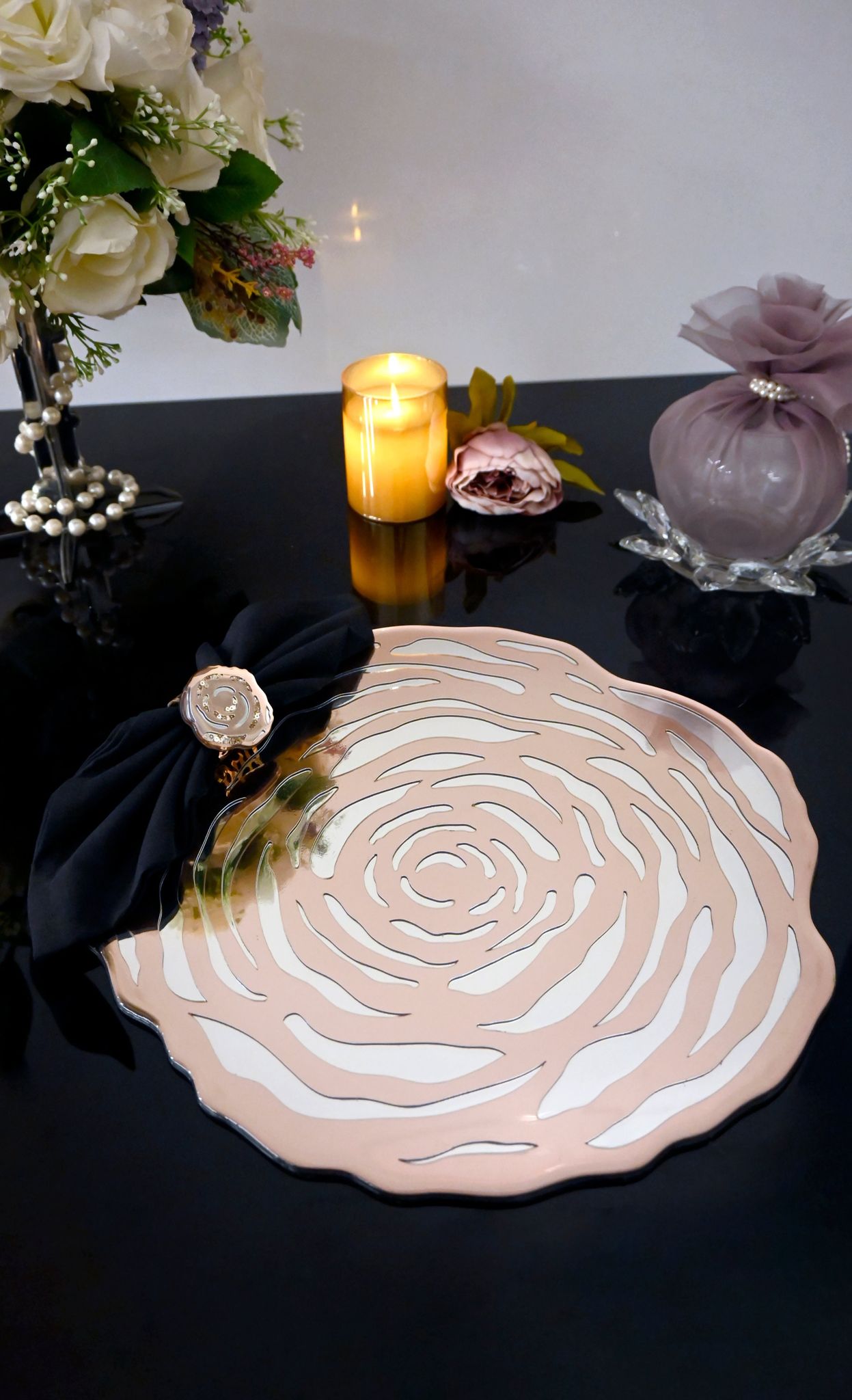 Rose Gold Silver  Rossette: Round Placemat