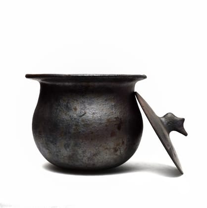 Longpi Black Stone Pottery Hamlei Wasiva Medium (1SPTUTIKA00166) Longpi Black Stone Pottery Hamlei Wasiva Medium (1SPTUTIKA00166)