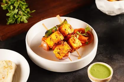 Achari Paneer Tikka