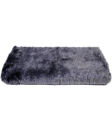 Fur Cloth with 2 cm Hair Length Used for Dresses, Photoshop, Soft Toys Making, Jackets, Cushions and Decorations Color Grey, 38 x 34 Inches