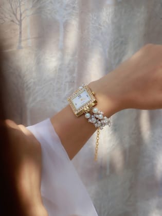 Resse Pearl Wrist Watch-Gold