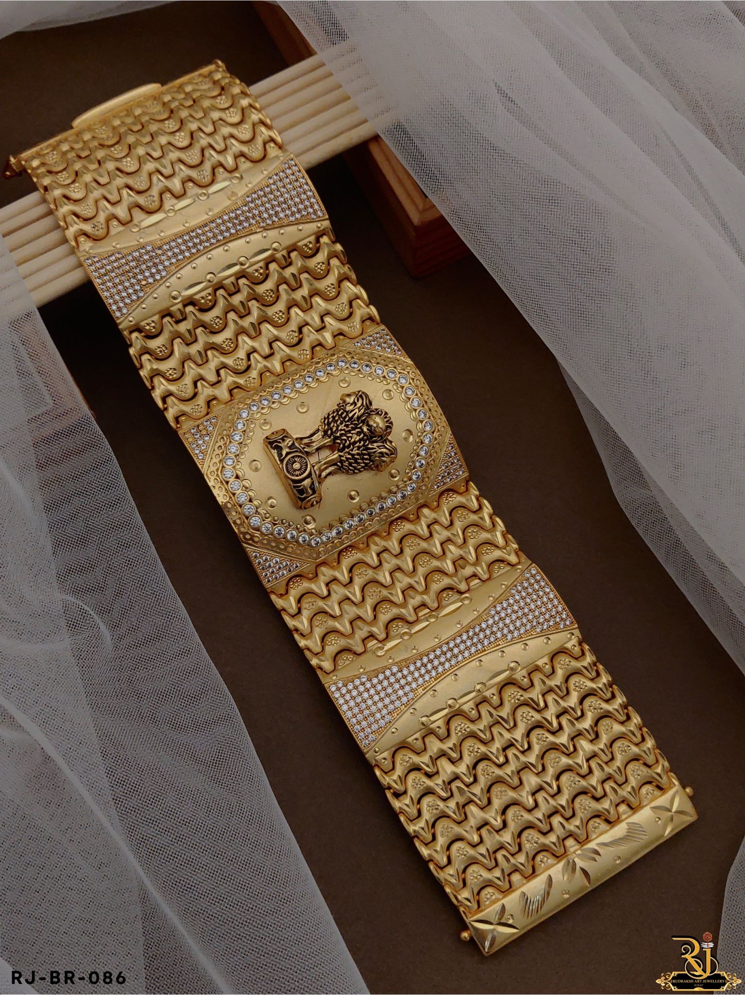 Patriotism Ashok Stambh Diamond Bracelet BR-086-8 inch