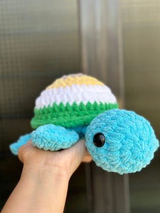Toy - turtle ( beach vibes)
