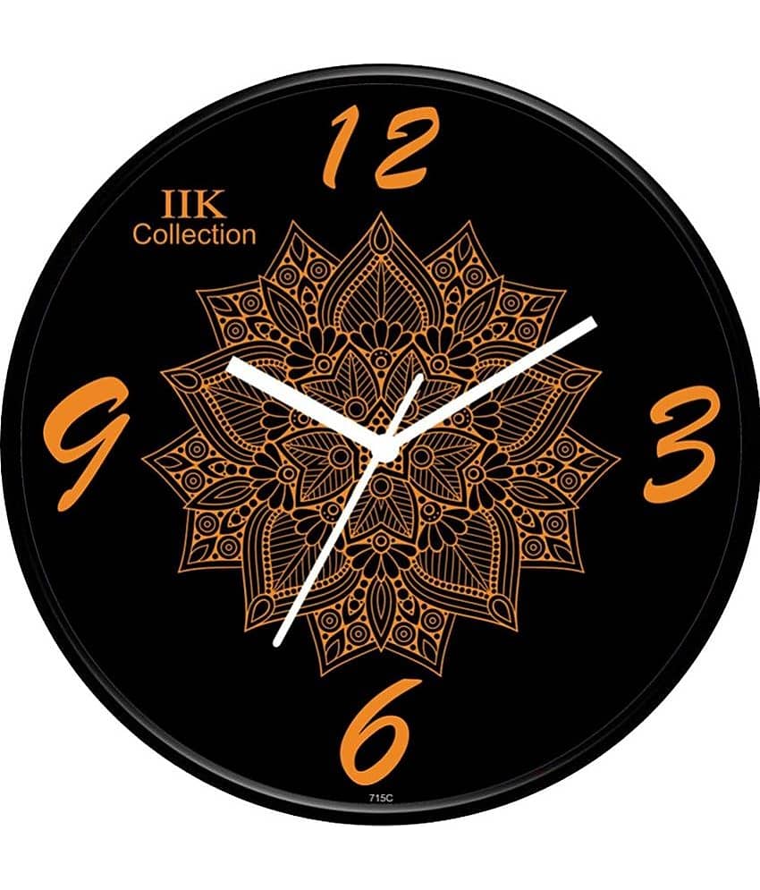 IIK COLLECTION - Circular Analog Wall Clock