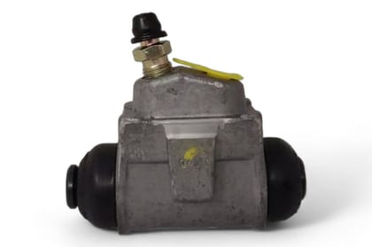 TVS Girling Rear Wheel Brake Cylinder - RH AV678906