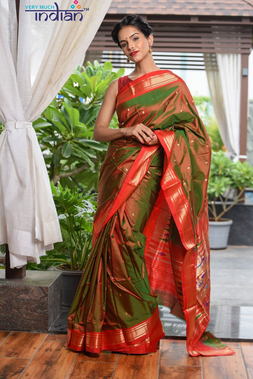 Pure Silk Yeola Handloom Green Red Dual Tone - Paithani saree with Traditional Double Pallu