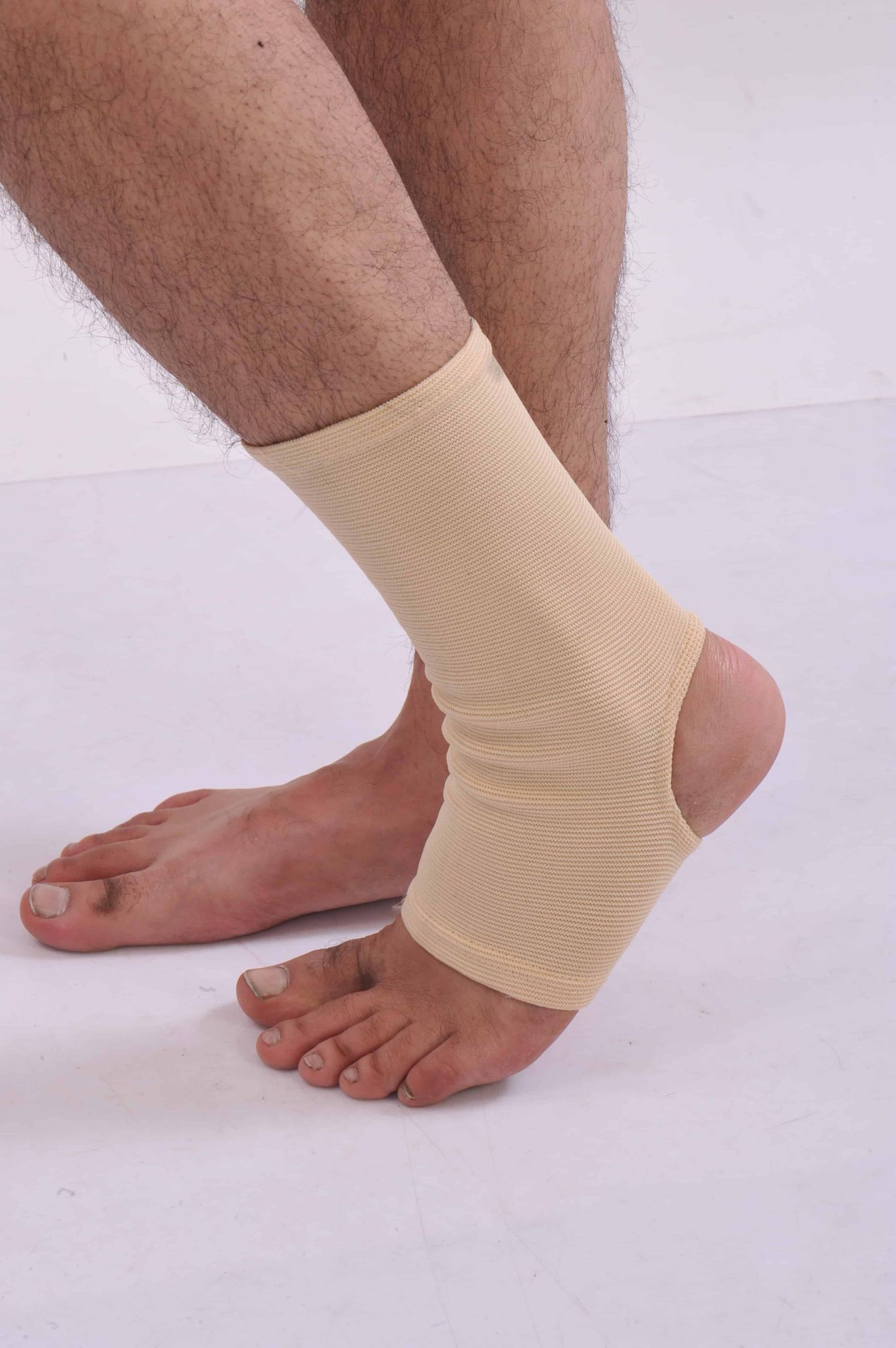 TUBULAR ANKLE SUPPORT-4 WAY    KA 10  Size  L