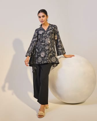 Black Floral Printed Top-XS / Black