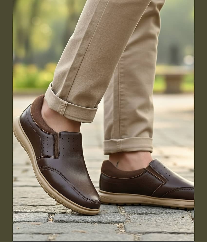 Prolific RDKL-CM586 Brown Men's Slip-on Shoes