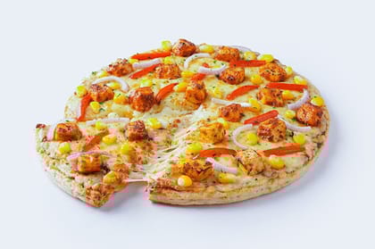 Tandoori Paneer Tikka Medium Pizza (Serves-2)