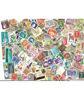 Hop n Shop - 100 Different Worldwide Postage 100 Stamps