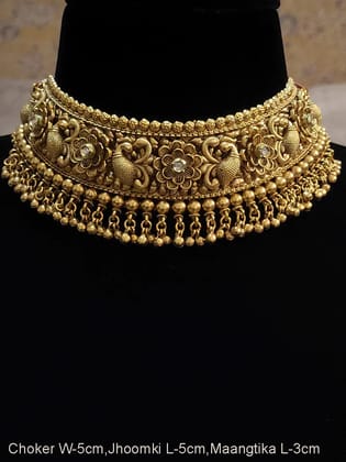 Intricate peacock and flower design with kundan choker setwith ghunghru hangings
