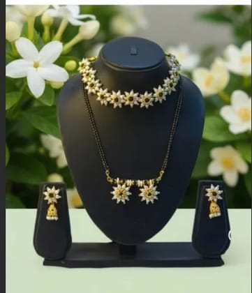 Flower Design Mangalsutra Set