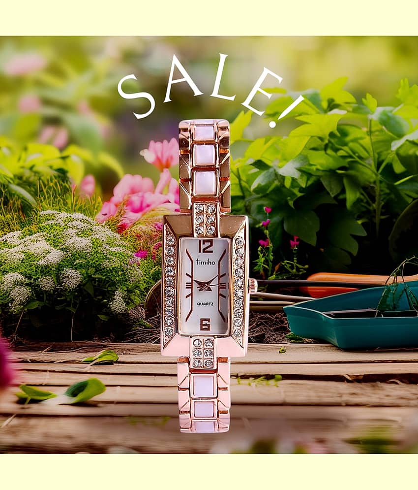 DECLASSE Multicolor Metal Analog Womens Watch