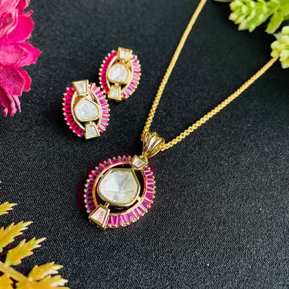 Nayaab Anika Polki Pendant