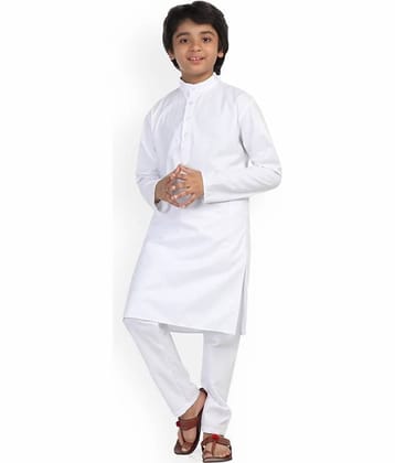 hrr Boys Cotton Blend Solid - Pattern Kurta Pyjama Set ( White , Pack of 1 )