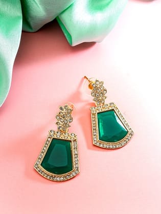 Morison Golden Geometric Earrings Modern Elegance for Everyday Style
