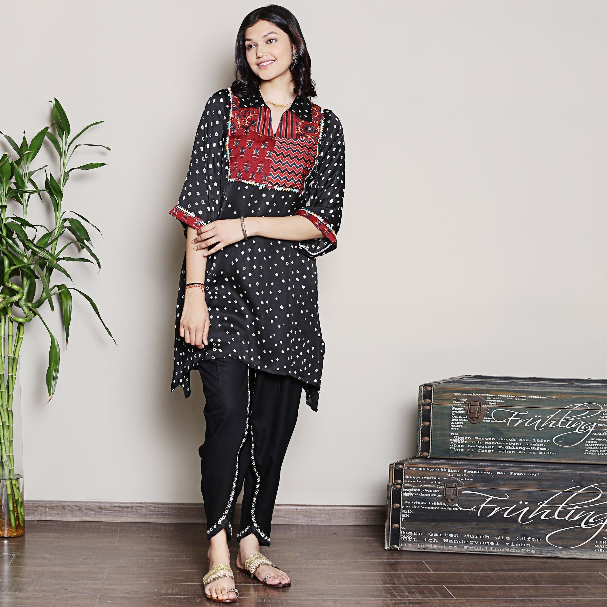 Bandhani asymmetric kurta with yoke detailing and dhoti pants-XS