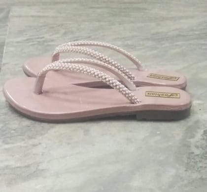 Womens fancy flat V-strap