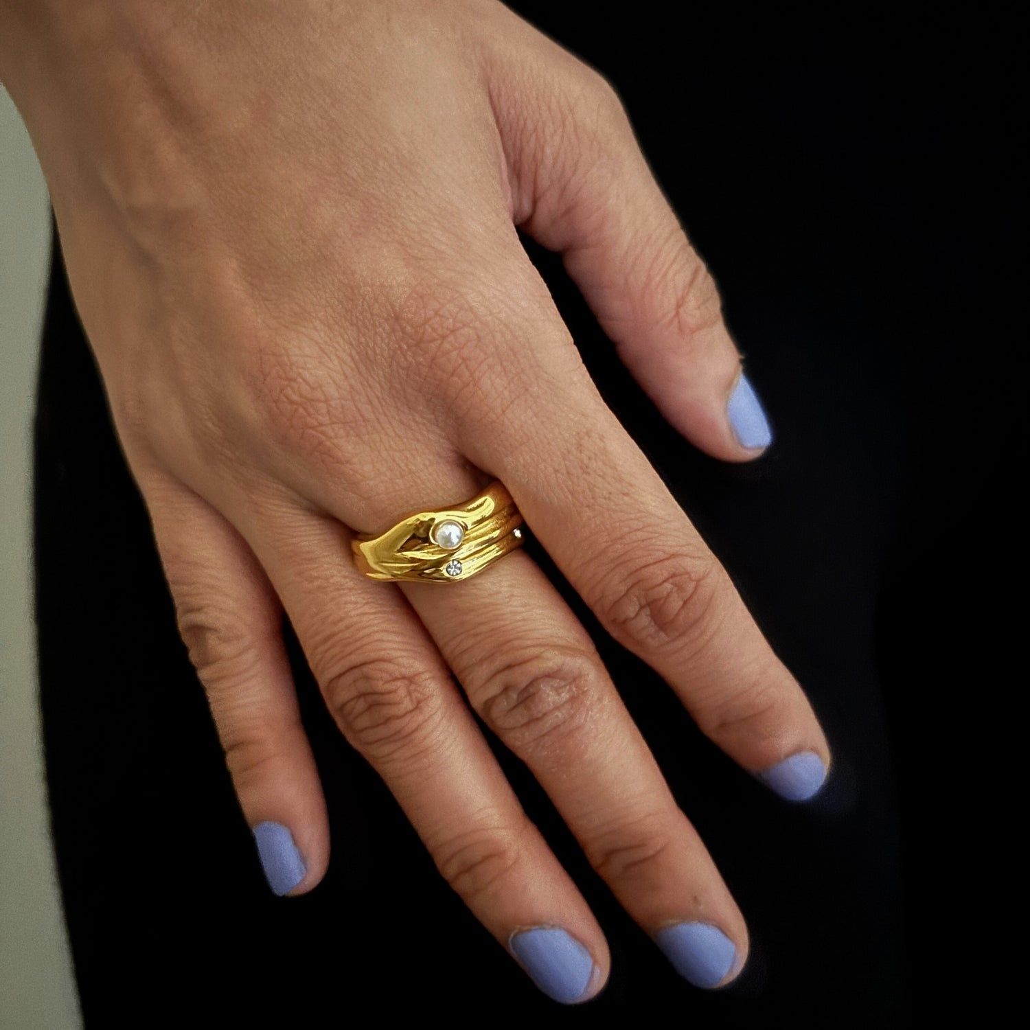 Aura Pearl Ring
