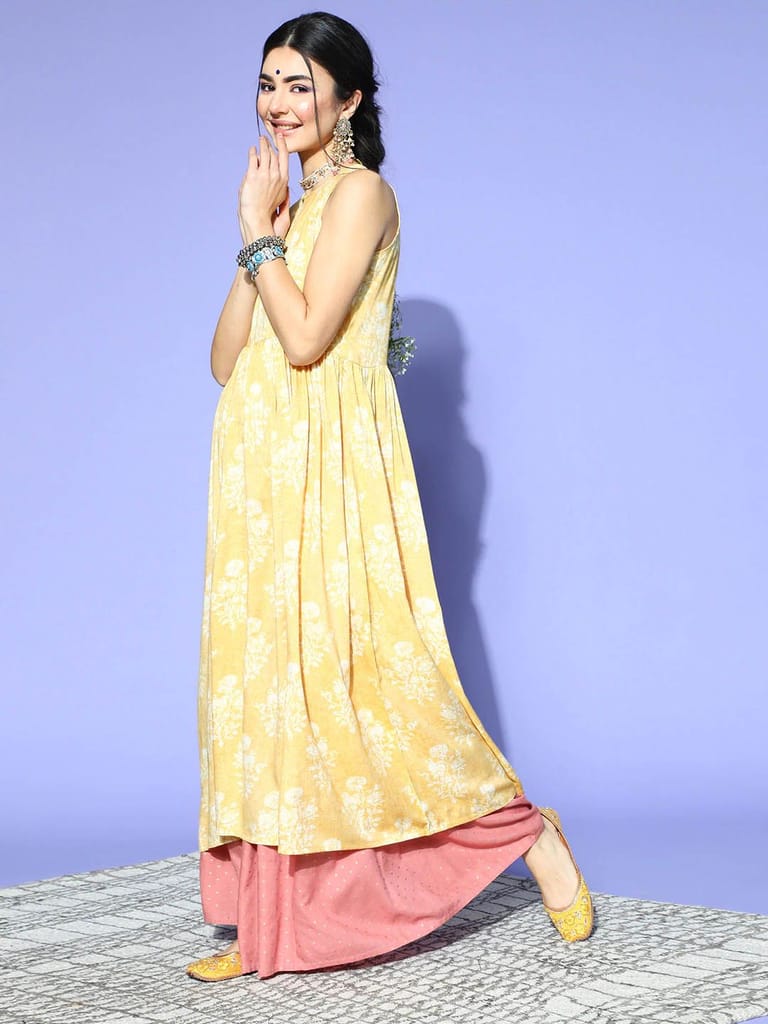 Elegant Women Women Yellow White Floral Printed Keyhole Neck Cotton Kurta VCK8515 2026 at ShopCi