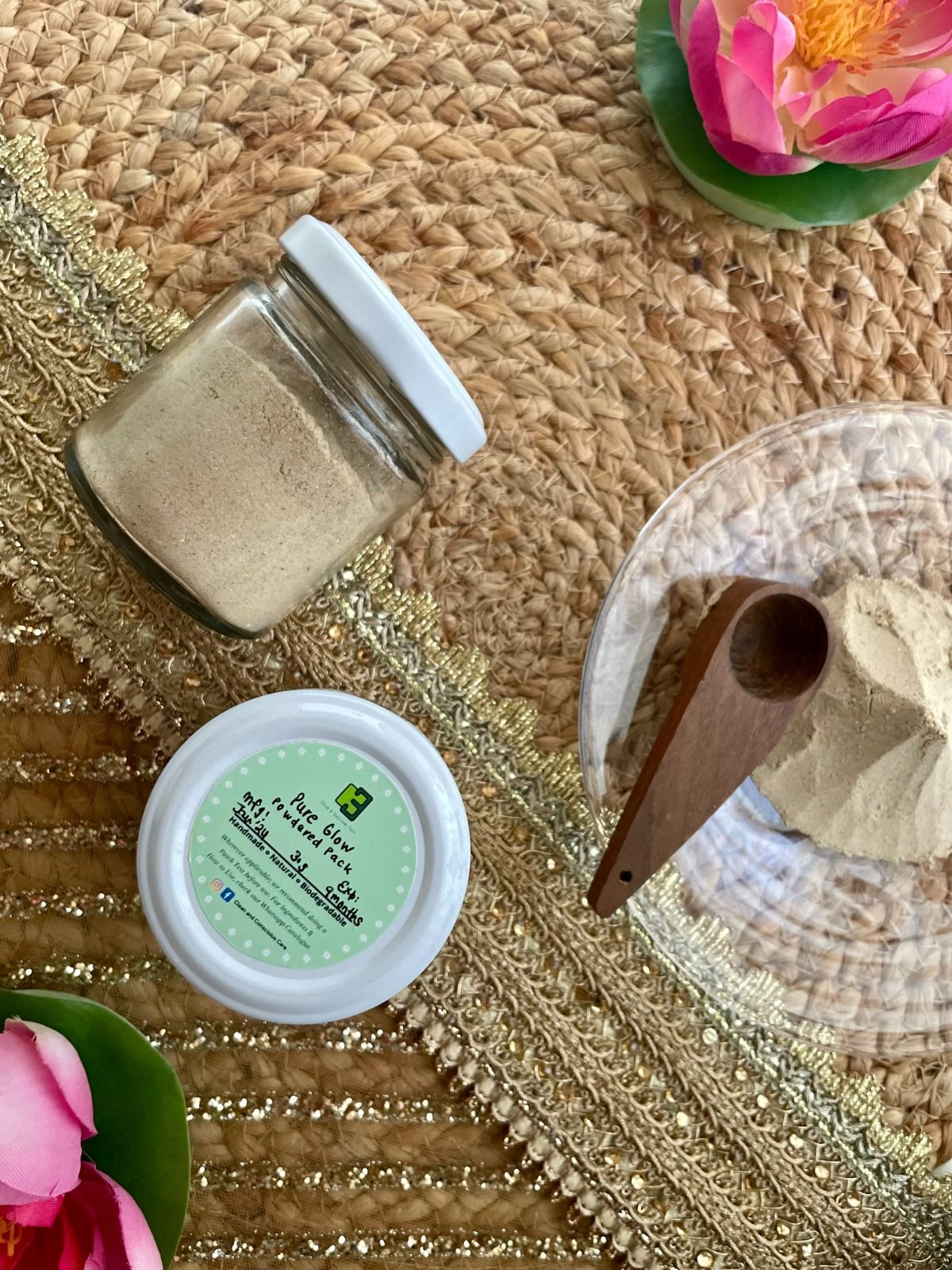 Pure Flow - Powder Pack cum Scrub