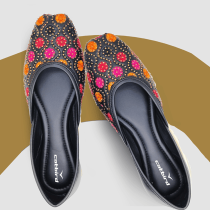 Punjabi Stone Work Ethnic Jutti Punjabi Stone Work Ethnic Jutti