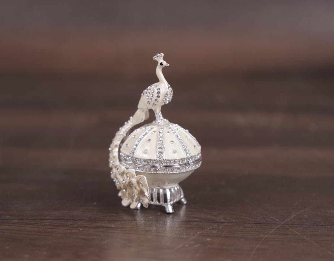 Peacock sindur dan