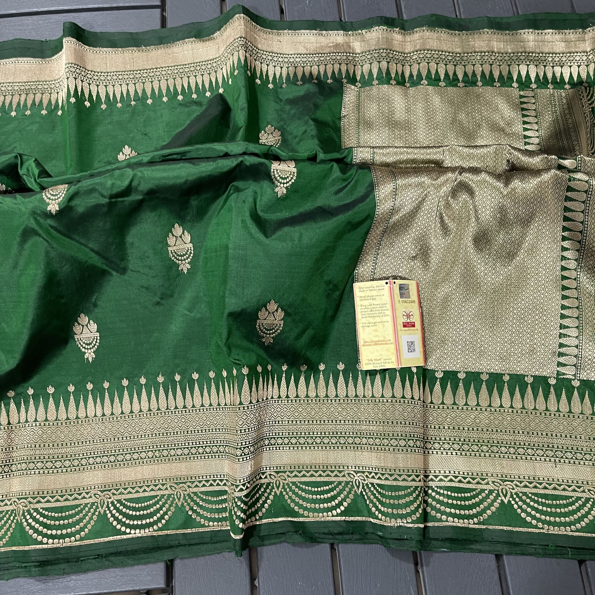 Benaras Katan Style 9-Regular