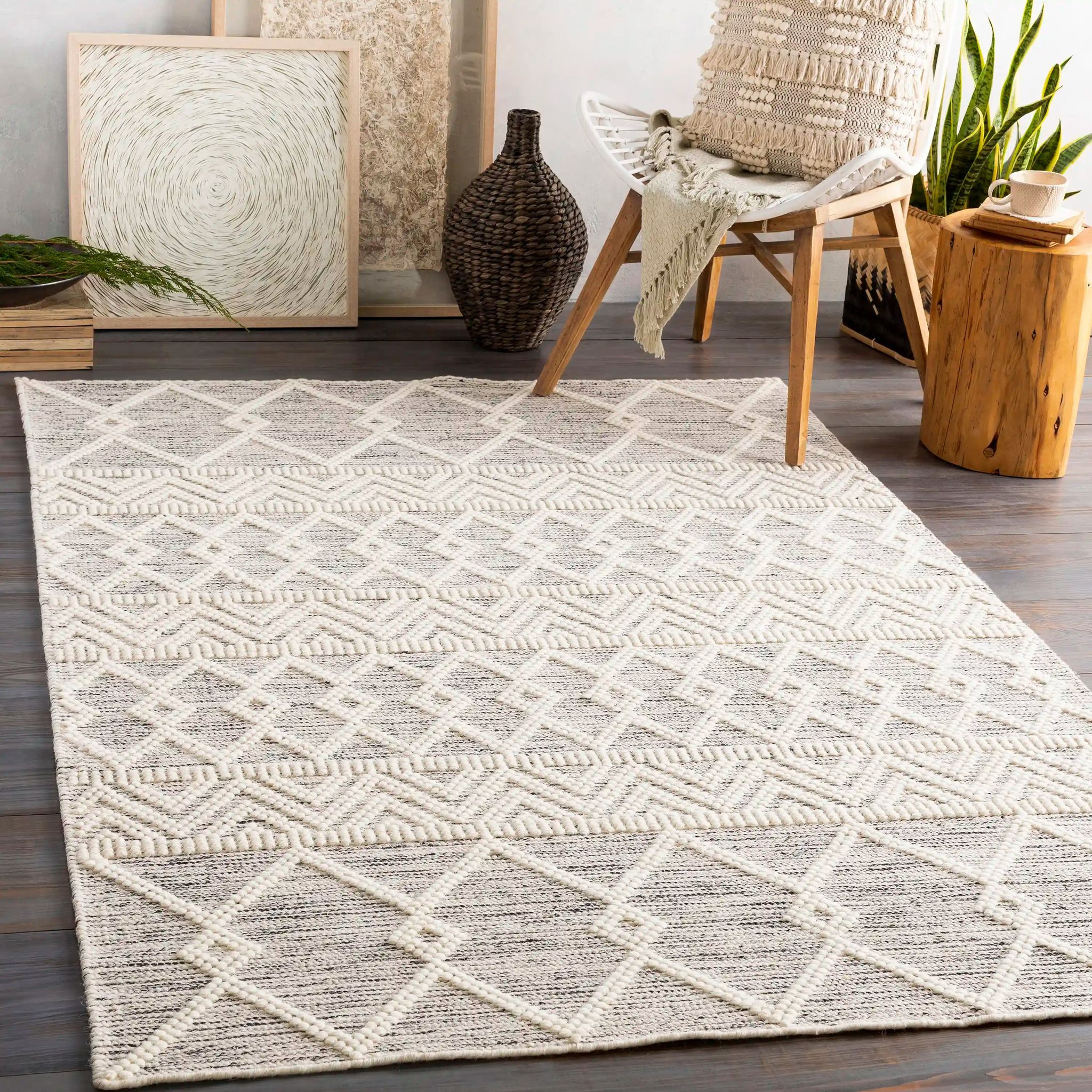 Hygge White and Black Rug - Hand-Woven Polyester Wool