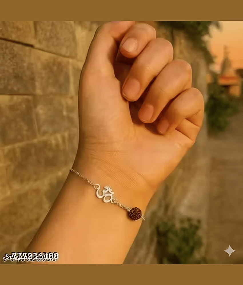Dzinetrendz Silver Bracelet ( Pack of 1 )