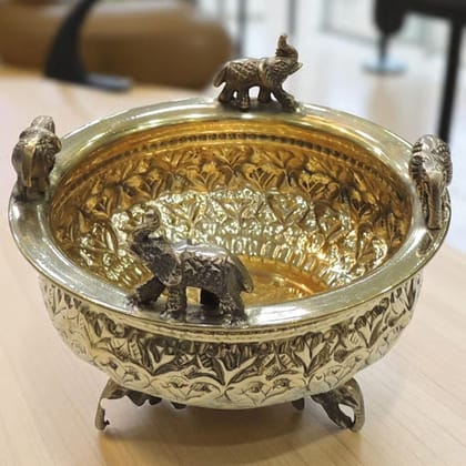 Brass Antique Elephant Urli Bowl � Home Decor & Pooja Use, Diameter : 6 Inch (ATMAS072 B)