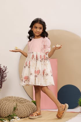 Knotted Blush Lace Embellished Dress-0-6 months