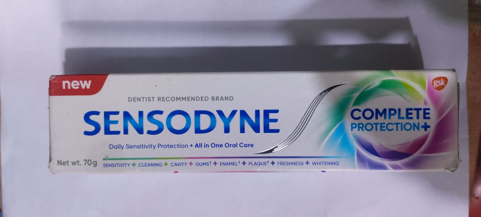 Sensodyne complete protection protection+