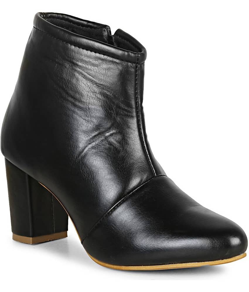 Saheb - Black Women's Ankle Length Boots