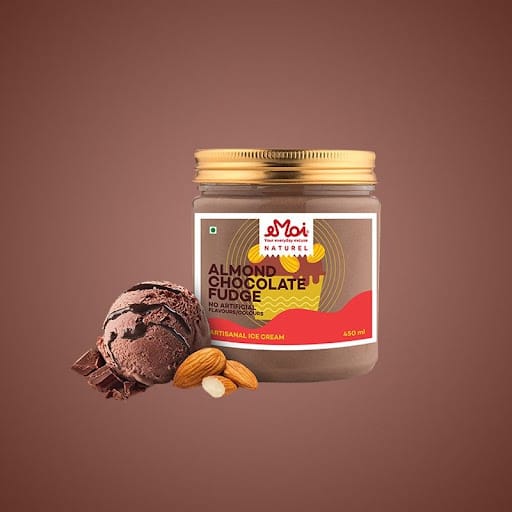 Almond Chocolate Fudge [Serves 3-4, 450 Ml]